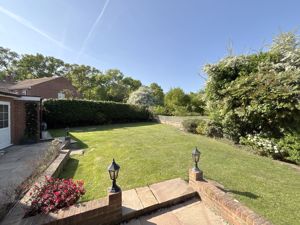 Photo 21- click for photo gallery